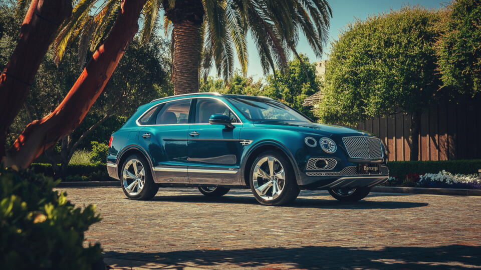 Bentley Bentayga Hybrid.