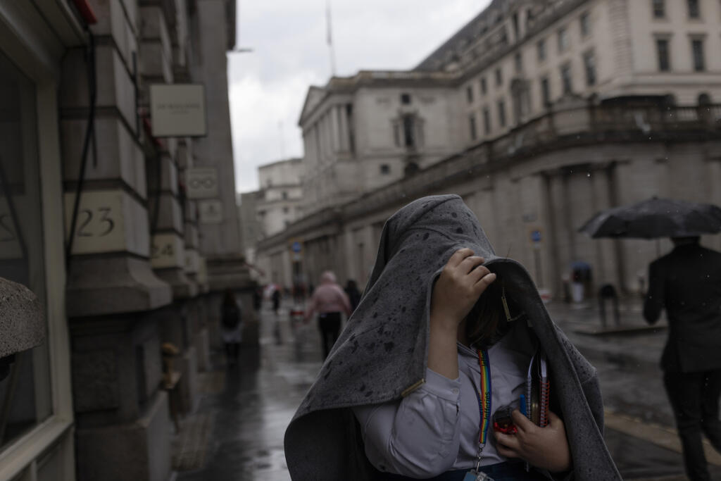 Bank Of England Announces Interest Rate Rise