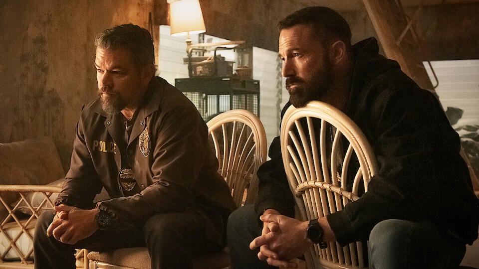 Matt Damon a Ben Affleck v plnom nasadení vo filme The Rip.