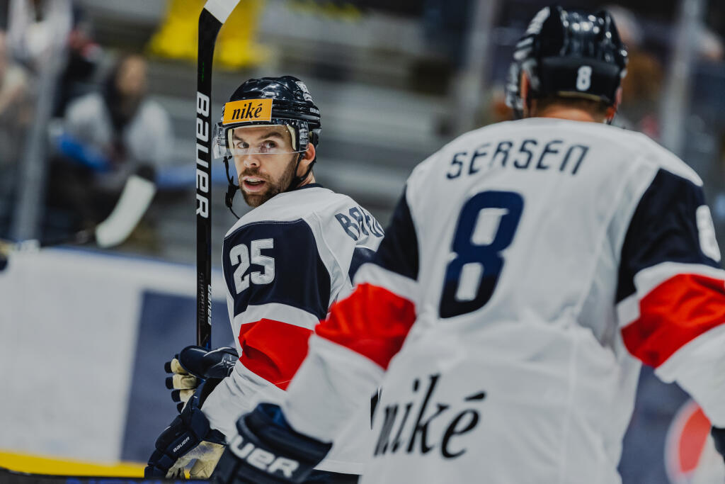 Slovan tento rok oslavuje storočnicu a nič iné ako titul v našej extralige si nepripúšťa.