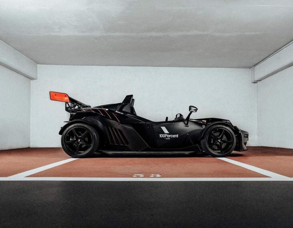 Peter Sagan si vyskúšal nové auto v uliciach aj kopcoch Monaka.