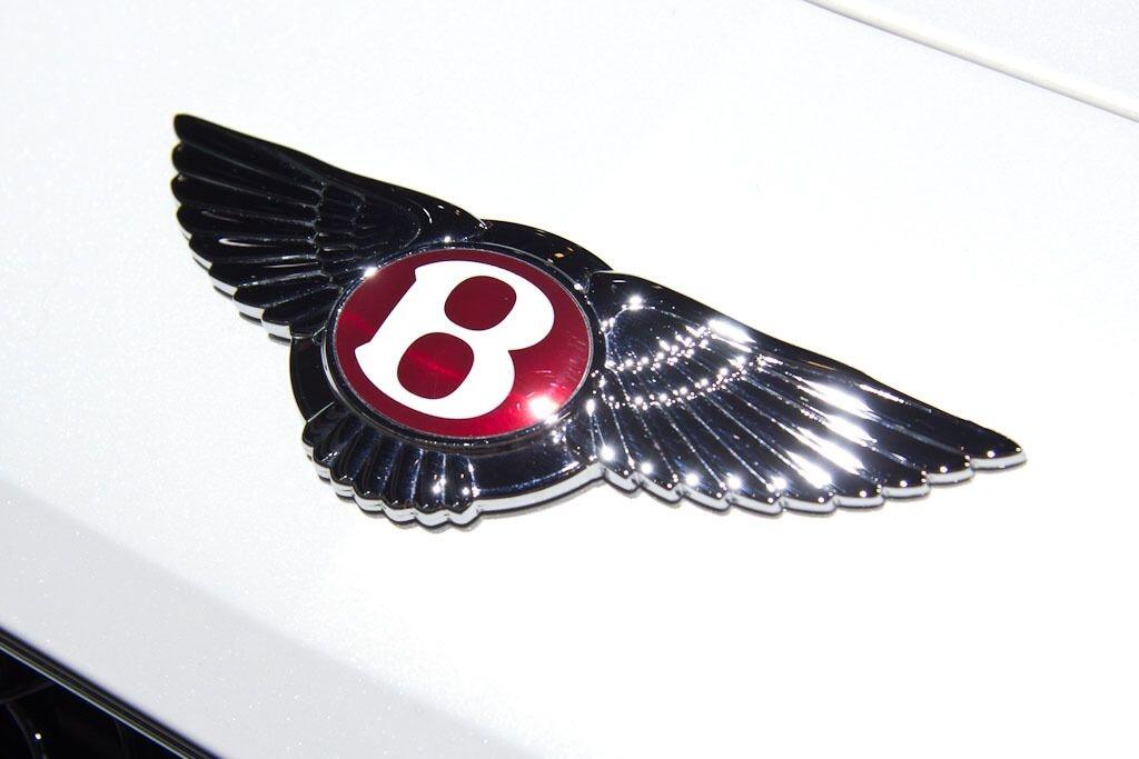 Bentley Continental v novej verzii GT V8 S naživo