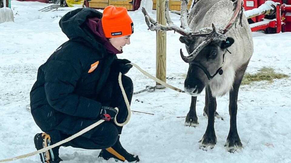 Naša lyžiarka si počas tréningovej zaberačky vo fínskom stredisku odbehla pozrieť aj svojich piatich sobov.