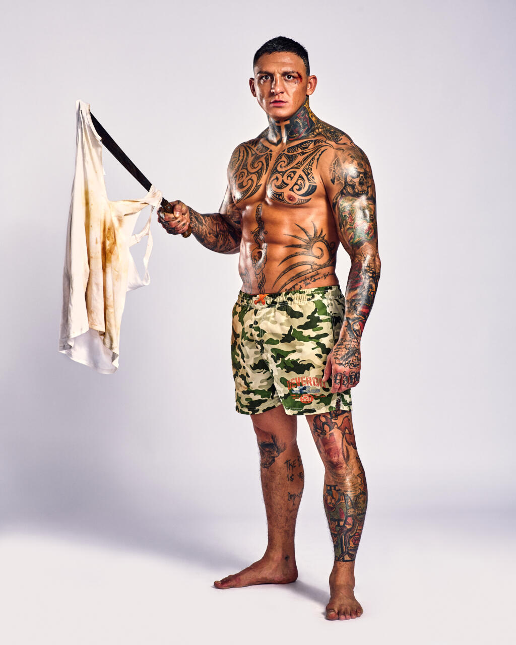 Gábor Boráros sa predstavil v reality show Survivor, kvôli zraneniu však musel predčasne odstúpiť.