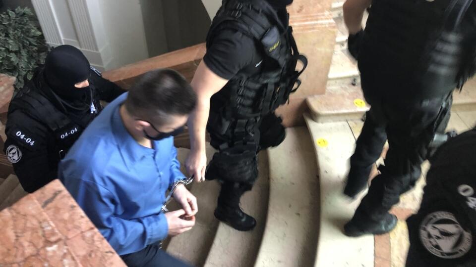 Začalo pojednávanie v prípade vraždy podnikateľa Romana Krajčiho. Podľa obžaloby si ju mal objednať bos takáčovcov Ľubomír Kudlička.