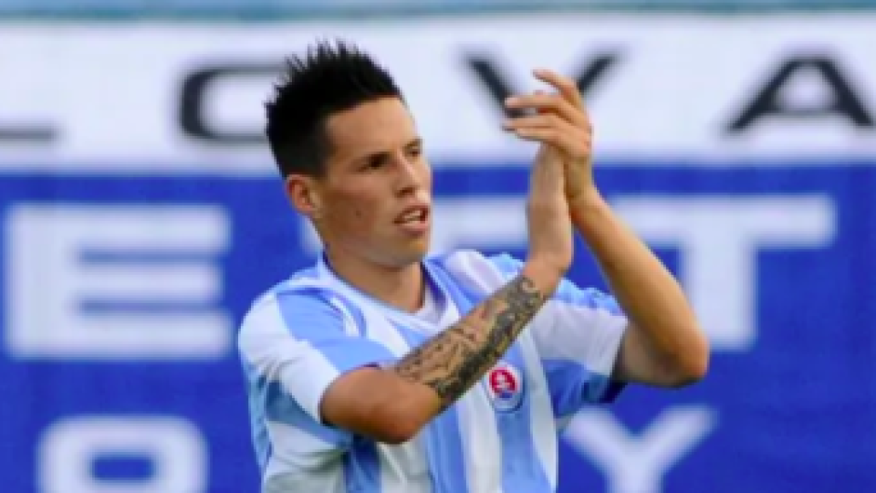 Slovenský futbalista Marek Hamšík, ktorého momentálne opäť trápi zranenie lýtka sa podľa tureckých médií po sezóne vráti do Slovana Bratislava, kde začínal s veľkým futbalom.
