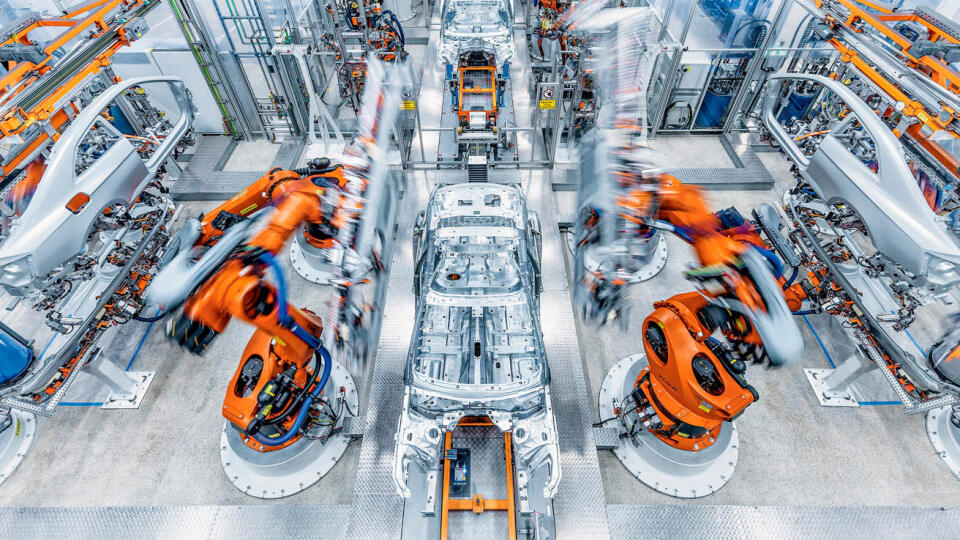 Audi Site Ingolstadt
Production of the Audi A5 Coupé/Sportback: Body shop – Putting together the body in white