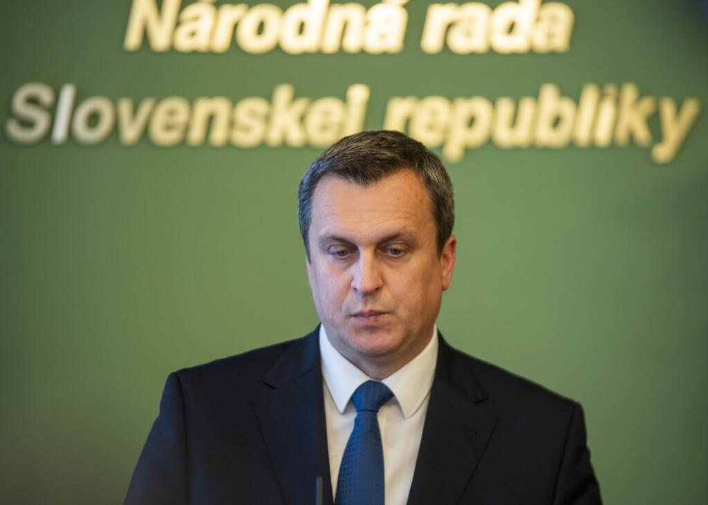 SR NRSR Danko program neschválenie TK práca BAX