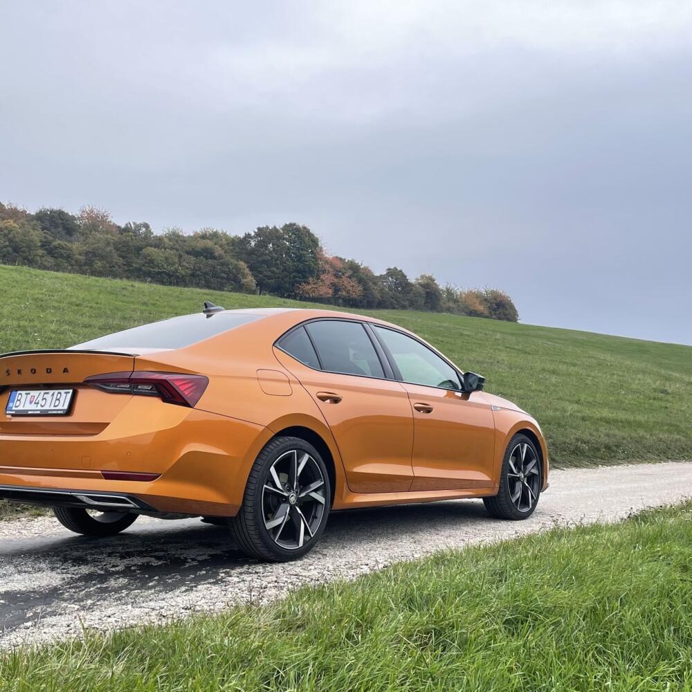 Škoda Octavia Sportline 2,0 TSI 4x4