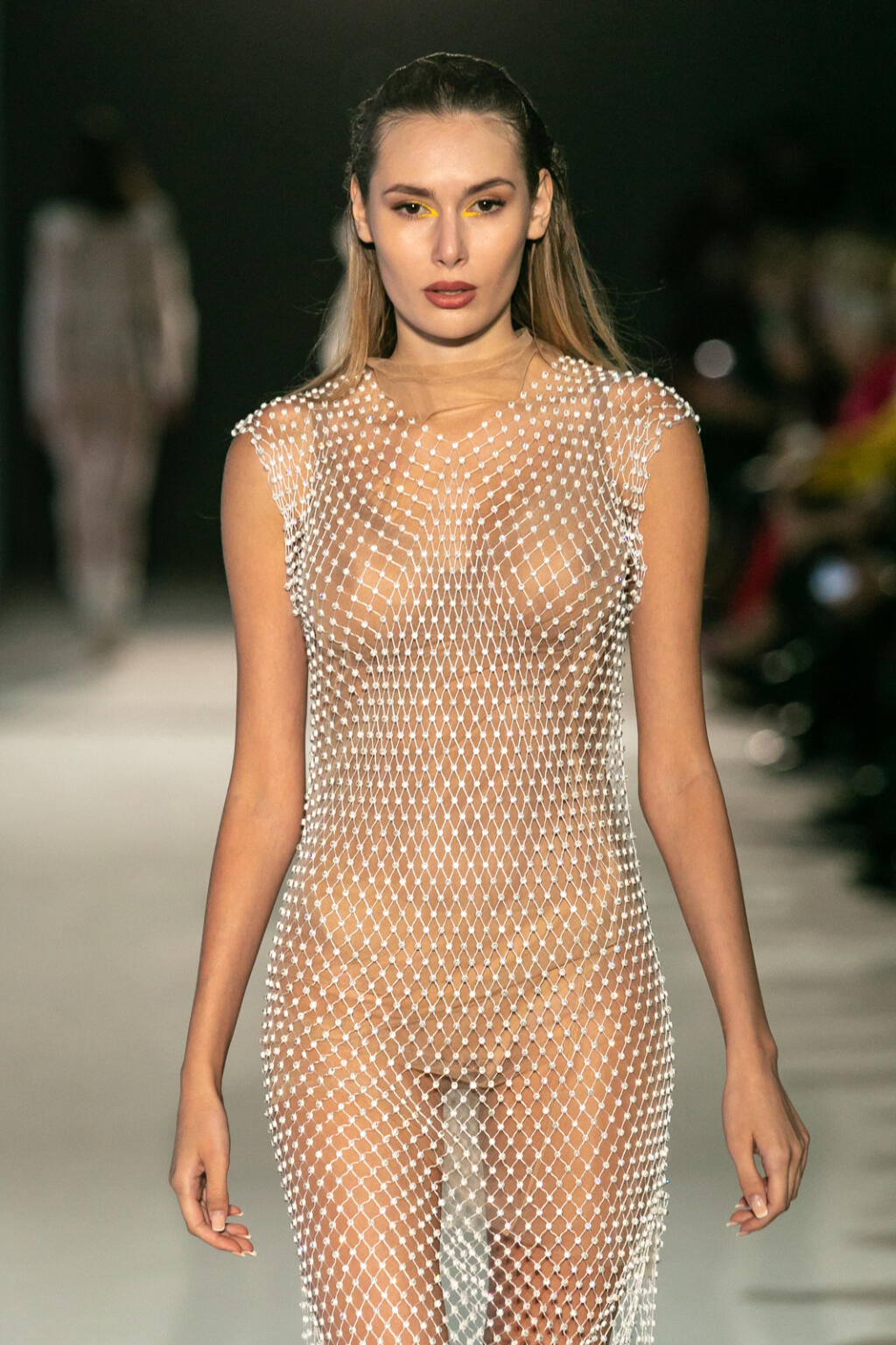Kolekcia Narcissus dizajnéra Borisa Hanečku na Fashion LIVE! 2021.