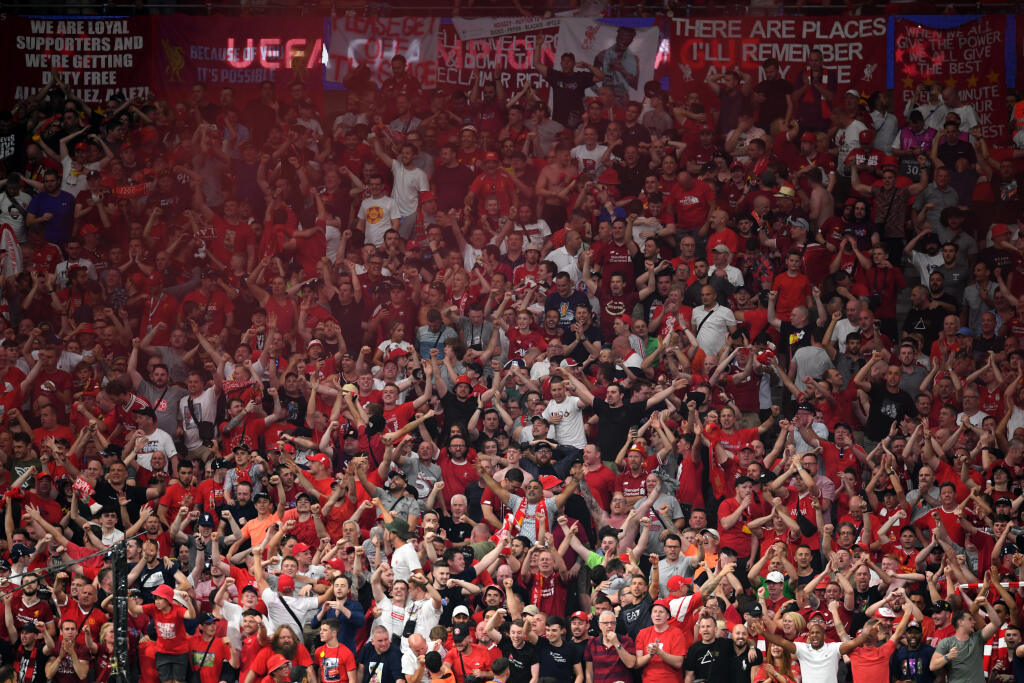 Najsexy fanúšikovia Premier league sú z Liverpoolu. Teda aspoň tak to vidia samotní Angličania, ktorý odpovedali v ankete o najviac sexi fanúšikoch v Premier League.