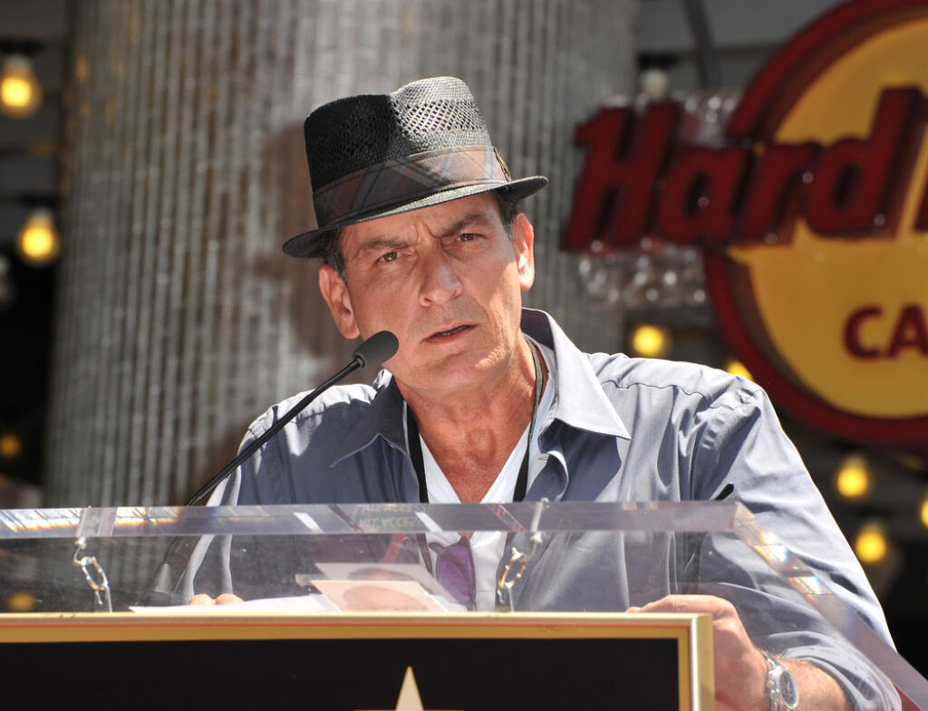 Los,Angeles,,Ca,-,July,10,,2012:,Actor,Charlie,Sheen