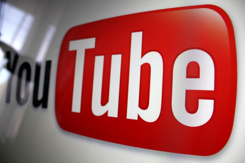 YouTube má 10 rokov. Pozrite si prvé, najsledovanejšie aj najkontroverznejšie video