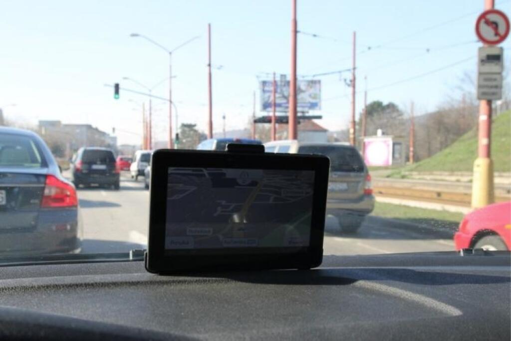 Prestigio Geovision 7777: Štyri v jednom