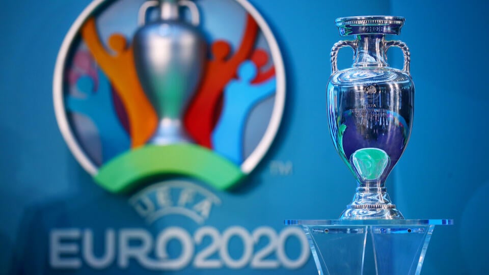 Novembrový záver kvalifikácie na futbalové EURO 2020 rozhodne o ďalších štrnástich účastníkoch šampionátu. Postup na turnaj, ktorý sa uskutoční v dvanástich európskych mestách od 12. júna do 12. júla, už majú vo vrecku Taliansko, Španielsko, Belgicko, Poľsko, Rusko a Ukrajina. Kompletné zloženie ME určí v marci budúceho roka baráž, z ktorej si postup vybojuje kvarteto tímov.