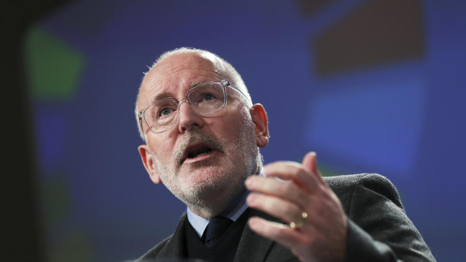 JB 28 Brusel - Prvý podpredseda Európskej komisie (EK) Frans Timmermans počas tlačovej konferencie po stretnutí Rady komisárov v sídle Rady EÚ v Bruseli 30. januára 2019. Európska únia prijme opatrenia na ochranu univerzitného študijného programu Erasmus v prípade vystúpenia Spojeného kráľovstva z Európskej únie 29. marca bez dohody. FOTO TASR/AP

European Commission Vice-President Frans Timmermans talks to journalists during a news conference following the weekly College of Commissioners meetin