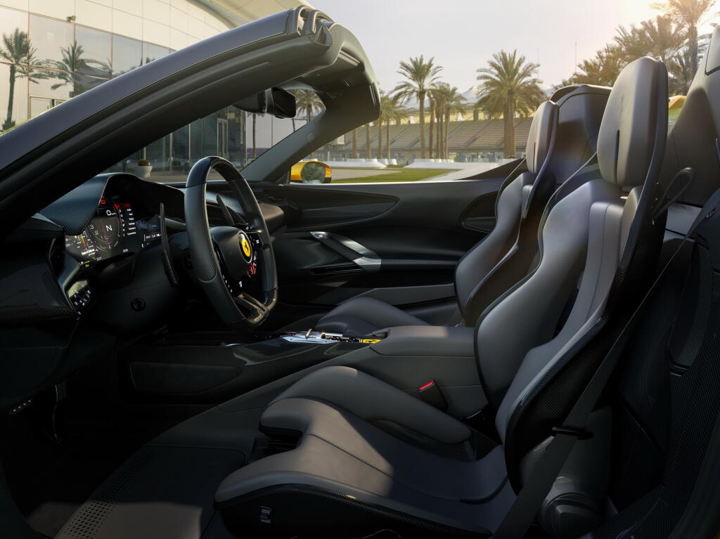 Ferrari SF90 Spider.