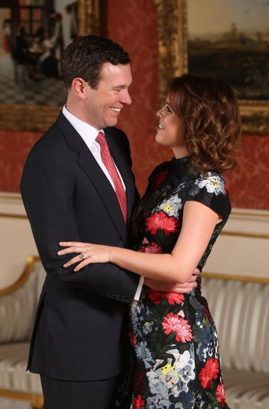 Oficiálne zásnubné fotky - princezná Eugenie a Jack Brooksbank.