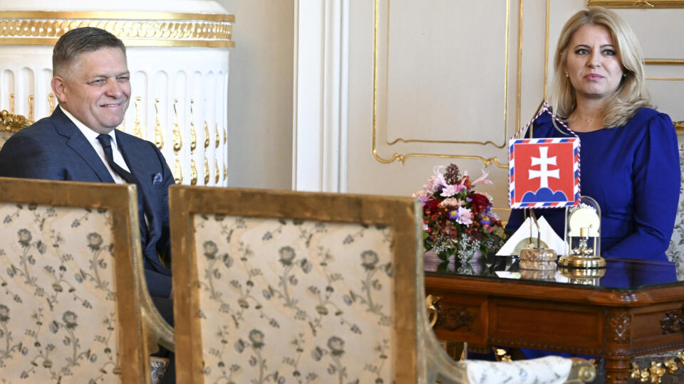 Prezidentka Zuzana Čaputová sa stretla s premiérom Robertom Ficom.