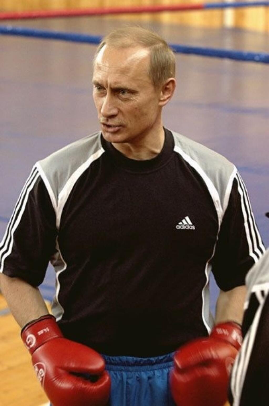 Владимир Путин боксер