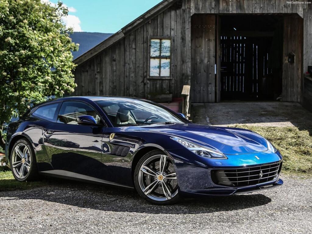 Ferrari GTC4 Lusso