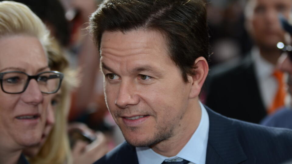 Berlin,-,Germany,-,June,29:,Mark,Wahlberg,With,Fans