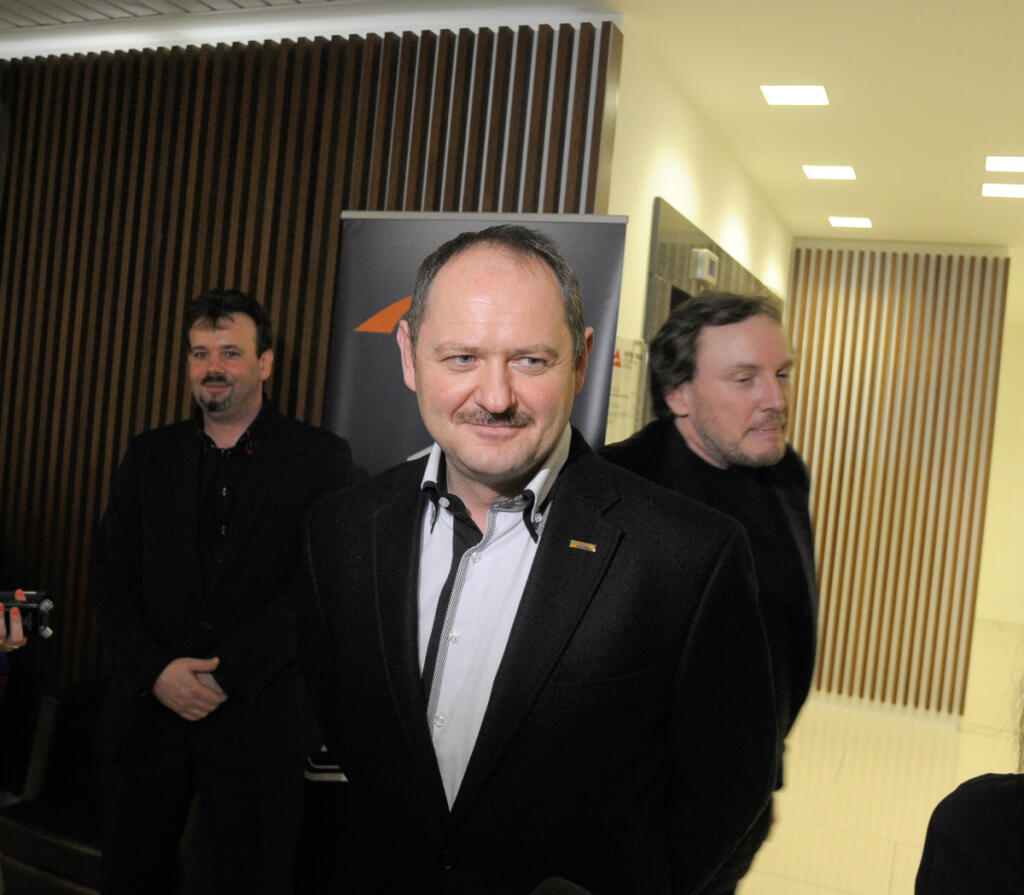 Koalíciu so Smerom a SNS nepodporí Zsolt Simon z Mosta-Híd