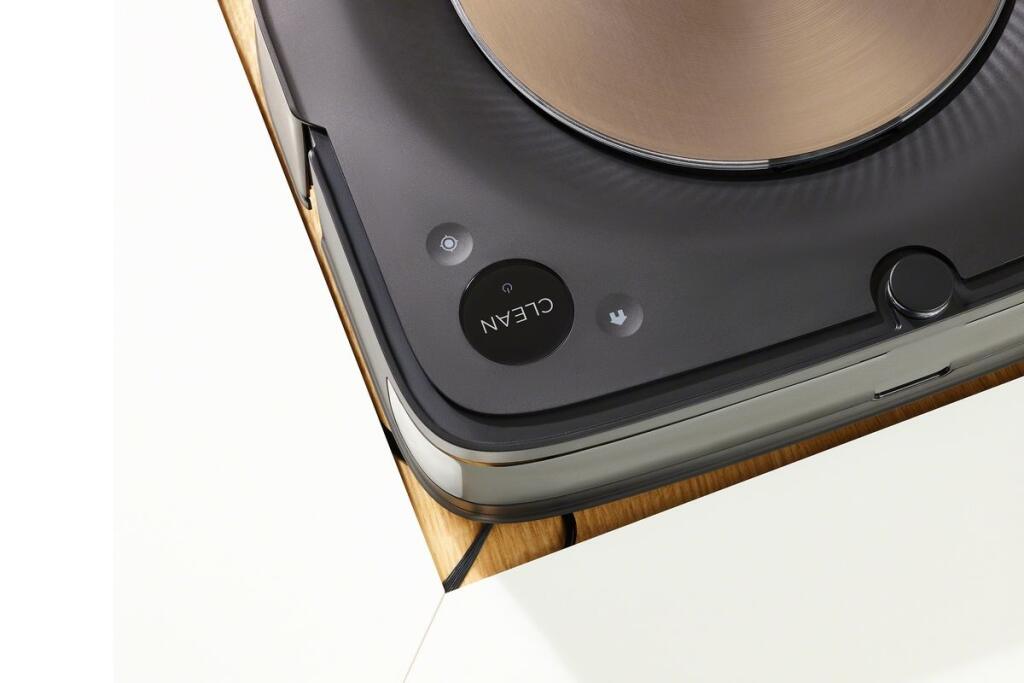 Roomba s9+ zvláda aj kúty