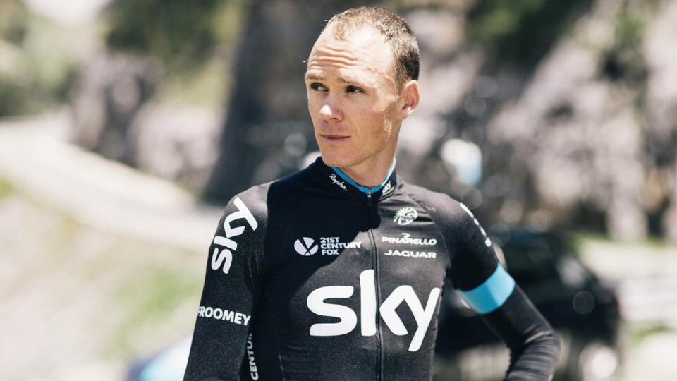 Froome prvýkrát prehovoril po ťažkom zranení. Slová plné bolesti naháňajú strach.