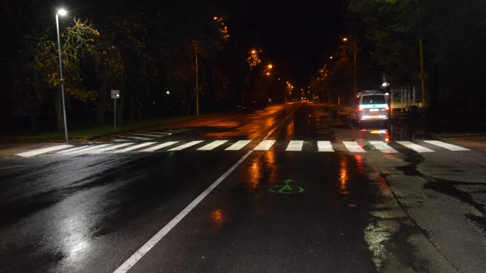 Polícia hľadá svedkov nehody v Trebišove.