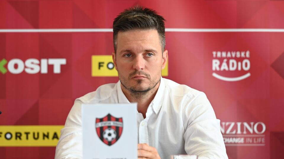 Na snímke riaditeľ Milan Cuninka počas tlačovej konferencie FC Spartak Trnava pred začiatkom novej sezóny 2021/2022 v Trnave v piatok 2. júla 2021. FOTO TASR - Lukáš Grinaj