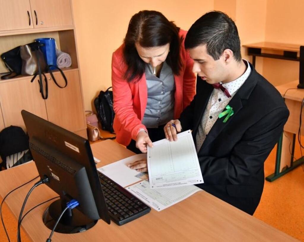 Ministri školstva: Školy budú zavreté dlhšie ako dva týždne, letné prázdniny nezrušíme
