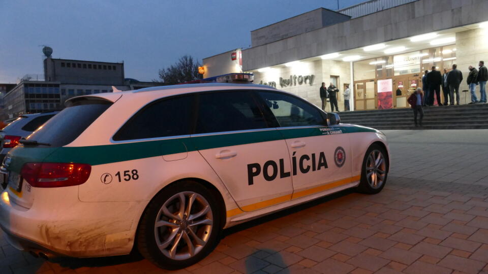 Topoľčany pripomínali dnes legendárne väzenie Alcatraz. Policajtmi sa to tam len tak hemžilo