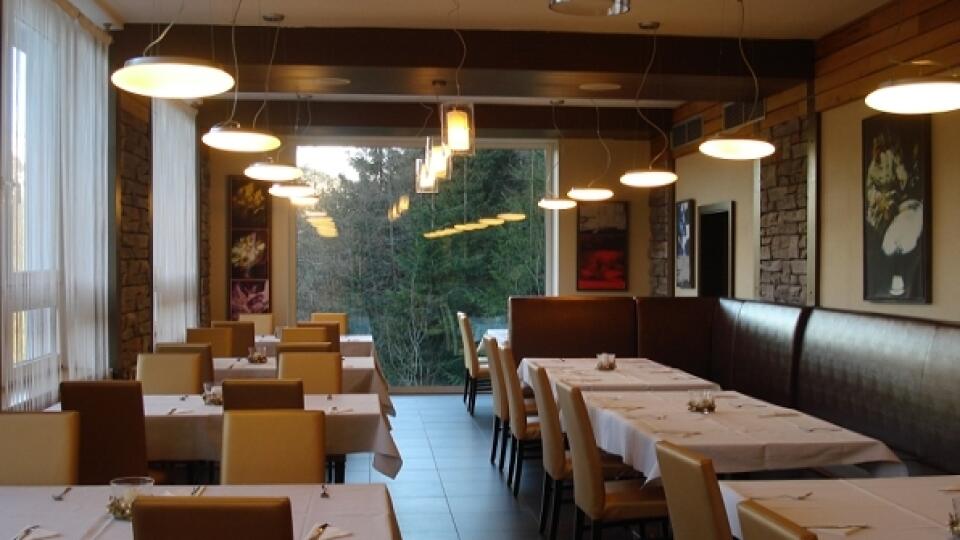 Hotel Ostredok – La Collina