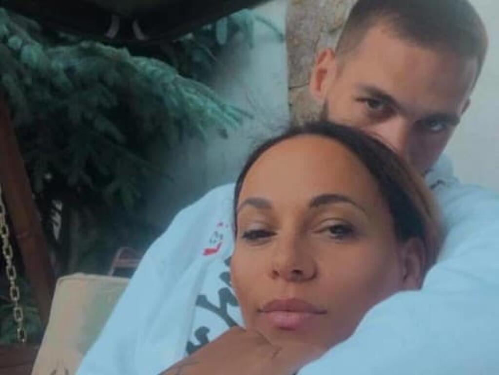 Tina s novým partnerom.