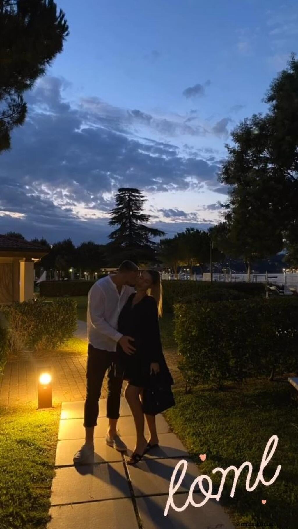 Po prezradení sladkého tajomstva už Milan Škriniar a jeho priateľka Barbora už nič netaja.