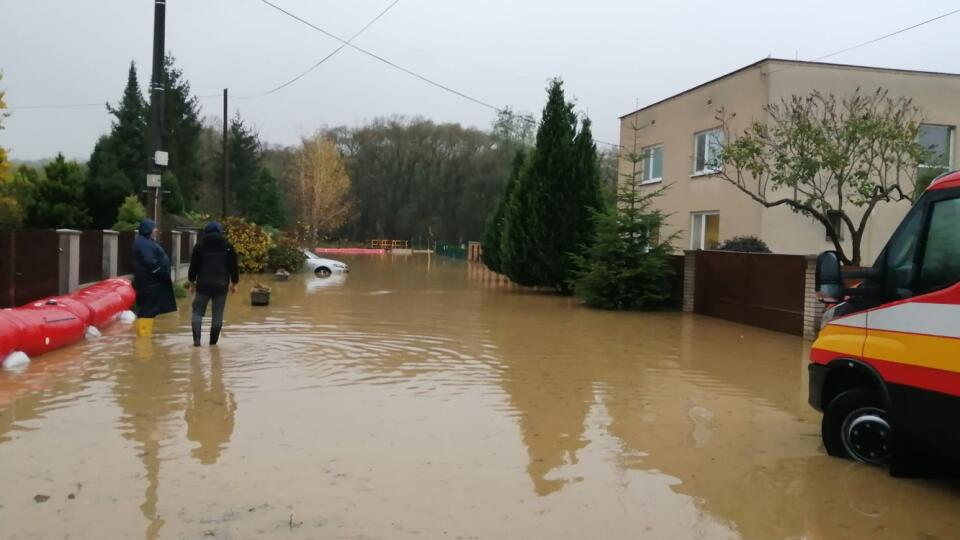 Kritická situácia v obci Paňovce