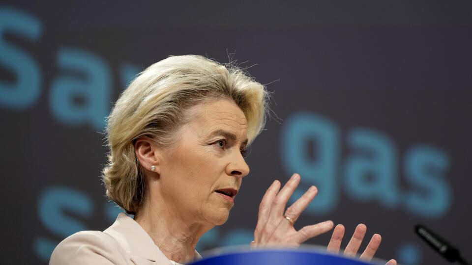WA 2 Brussels - European Commission (EC) President Ursula von der Leyen gestures during a press conference in Brussels on Wednesday, July 20, 2022. PHOTO TASR/AP European Commission President Ursula von der Leyen spoke at a media conference at the EU headquarters in Brussels on Wednesday, July 20, 2022. The headquarters of the European Union proposed on Wednesday that member states cut gas consumption by 15% in the coming months, with any complete Russian cut of natural gas supplies to the bloc not being the basis.