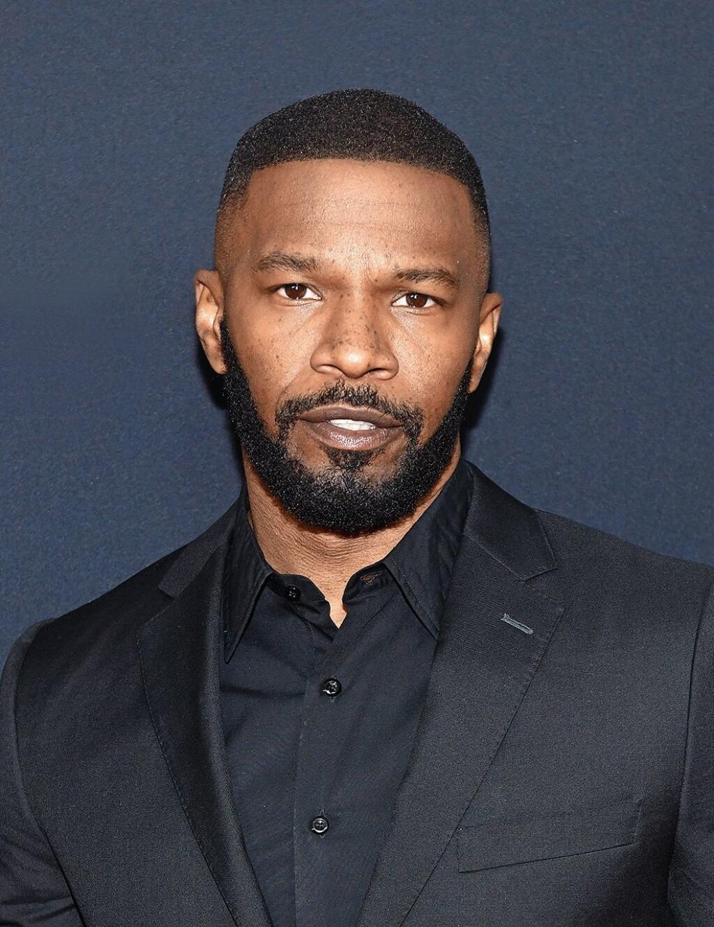 NEW YORK, NEW YORK - NOVEMBER 11: Jamie Foxx attends the