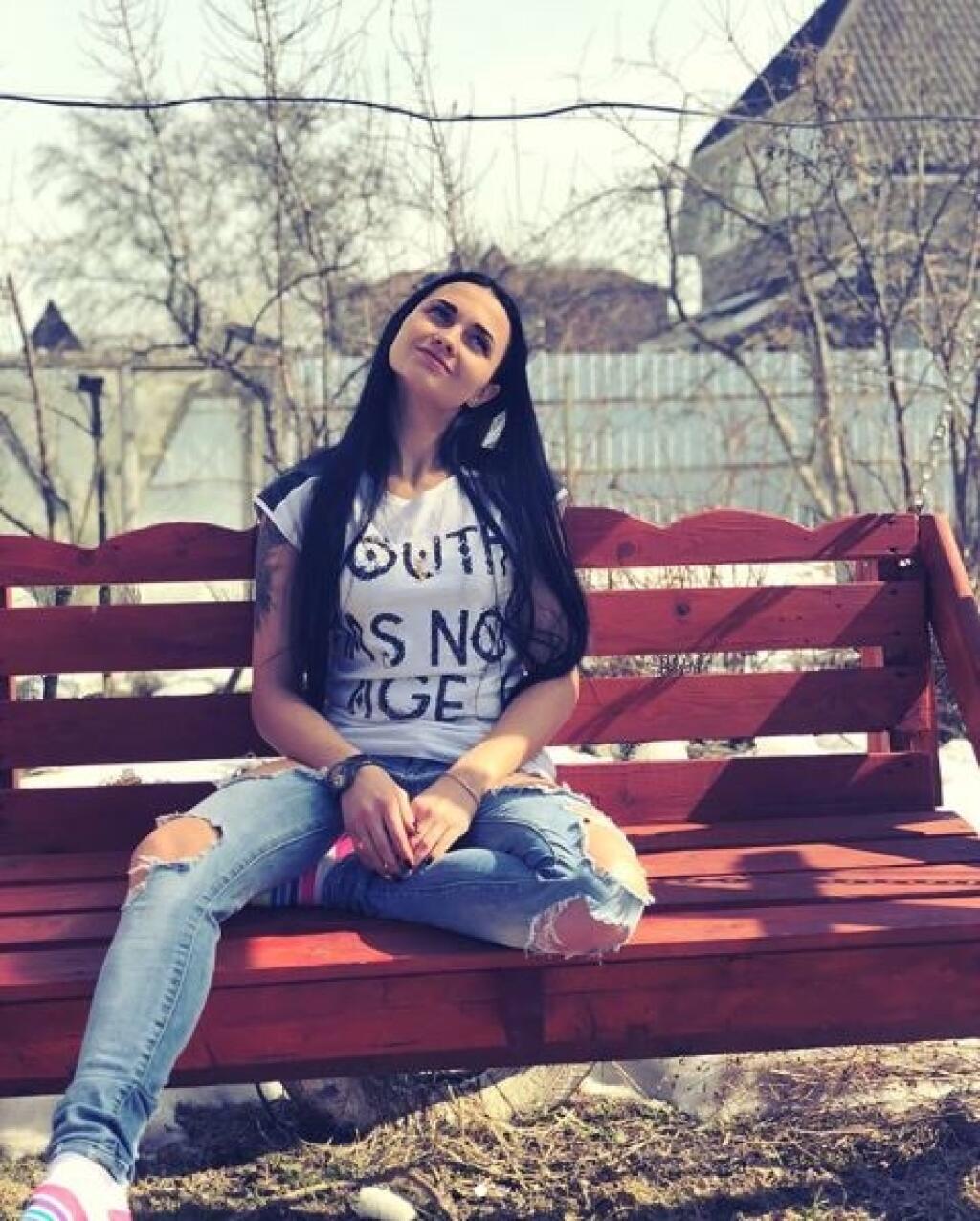 Sexi ruská policajtka Tatiana Zima sa stala hitom majstrovstiev.