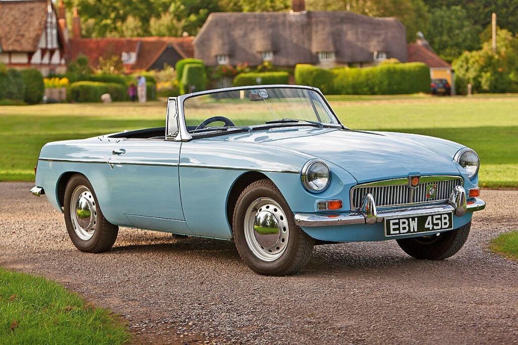 Mg am. MGB Roadster. MG родстер 1965. MG MGB Cabrio. Родстер MG 1964.