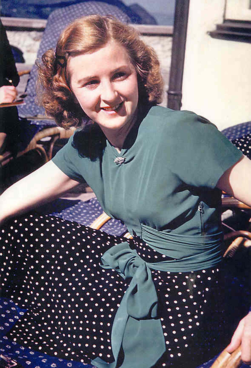 Hitlerova milenka a neskôr manželka Eva Braunová, 1940. Mnohí tvrdia, že s ňou Hitler sex nikdy nemal.