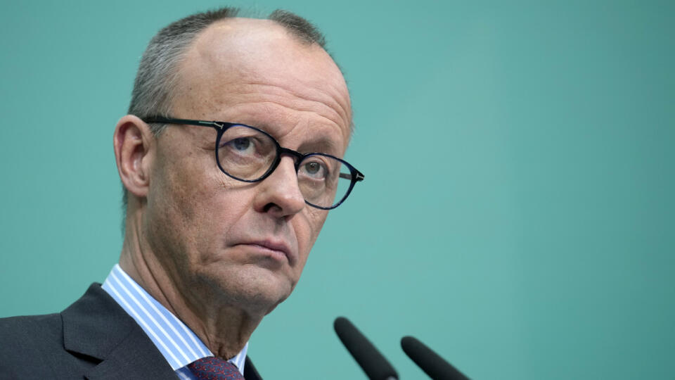JB 4 Berlín - Líder nemeckých kresťanských demokratov (CDU) a víťaz predčasných parlamentných volieb v Nemecku Friedrich Merz počas tlačovej konferencie v Berlíne 3. marca 2025. FOTO TASR/AP
Friedrich Merz, leader of the Christian Democratic Union (CDU), talks to the media during a press conference in Berlin, Germany, Monday, March, 3, 2025. (AP Photo/Ebrahim Noroozi)