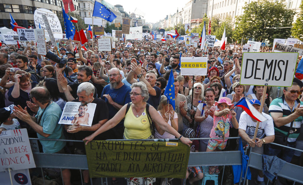 Европейская правда. Чехи протест. Чехия правда. Европейская правда Украина. Чехия ультраправые.