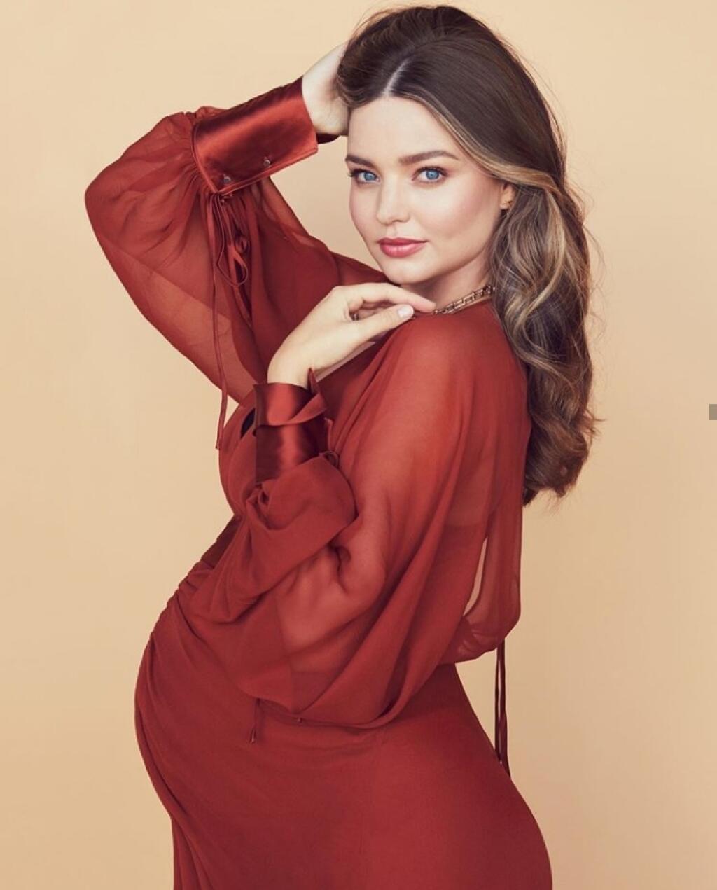 Miranda Kerr sa stala trojnásobnou mamičkou. Na svet priviedla krásneho synčeka!