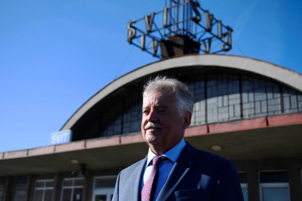 Na snímke generálny riaditeľ Železníc Slovenskej republiky (ŽSR) Miloslav Havrila počas poklepania základného kameňa modernizácie úseku severnej trasy na trati Poprad – Lučivná, ktorý je ďalším úsekom koridoru Bratislava - Žilina - Košice na železničnej stanici vo Svite 18. septembra 2020.