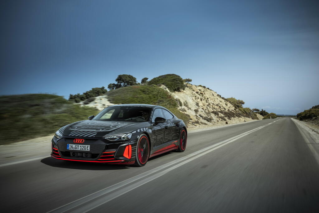 Audi e-tron GT.