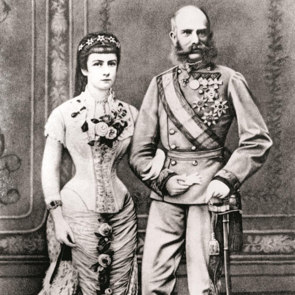 S milujúcim manželom: František Jozef bol celý život oddaný Alžbete, ktorá však z kráľovského dvora neustále unikala.