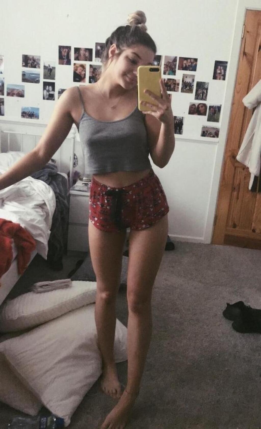 FOTO: 25 sexy dôkazov, že podprsenky sú úplne zbytočné 