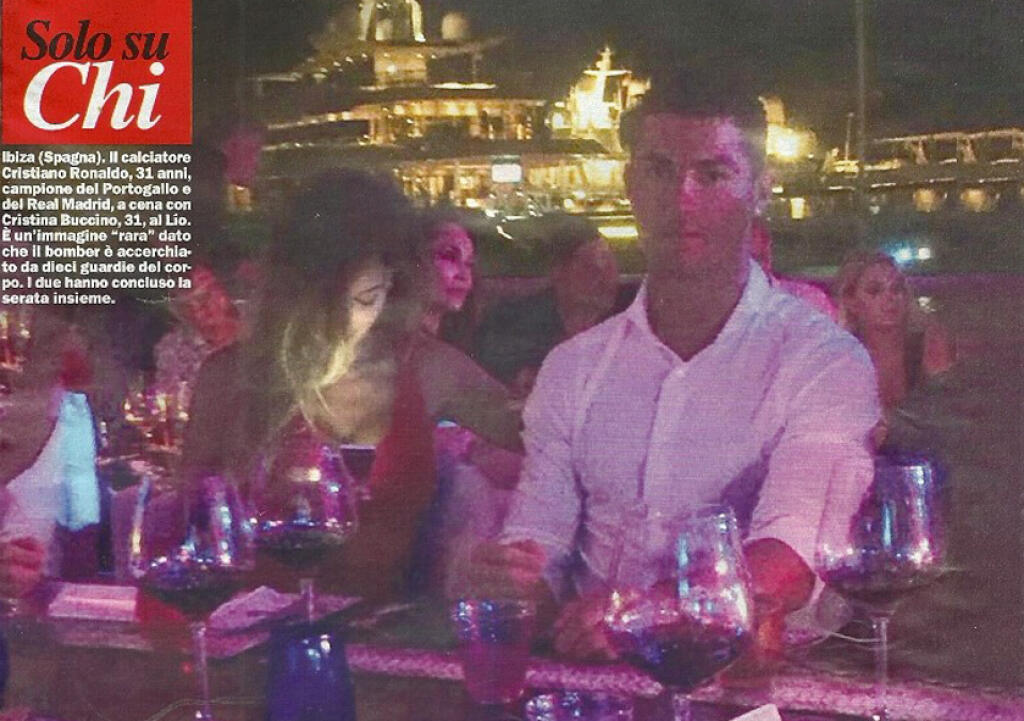 Takto prichytili Ronalda s Buccino na spoločnej večeri pred piatimi rokmi.